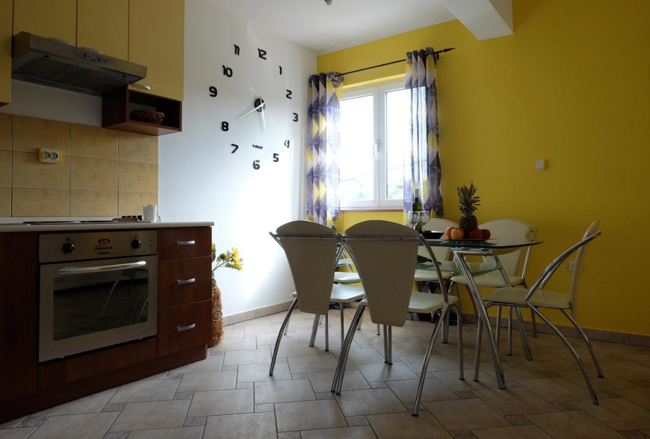 Apartman Precca سوبيتارسكا دراغا المظهر الخارجي الصورة